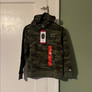 Champion Youth kids Camouflage Medium 10/12 Green Unisex Boys & Girls Hoodie